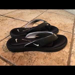 Nike Comfort Flip Flops